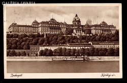 BUDAPEST - Királyi vár hajóval (1)