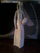 hollóházi női figura