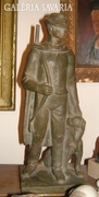 Szőke – Képz. V. – jelzett kerámia szobor : Vadász k