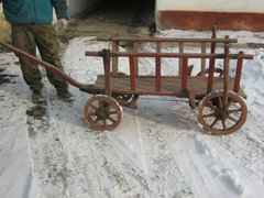 régi szüretelö kiskocsi