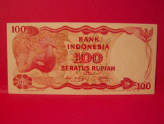 100 Rupiah - Indonézia /1984/.