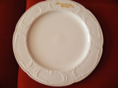 Német, finomporcelán,24 cm átmérőjü tányér