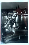 Budapest - A Lánc-híd esti kivilágításban