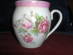 Nagy méretű rózsás csésze-régi