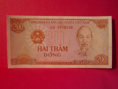 200 Dong - Vietnám / 1987 /.