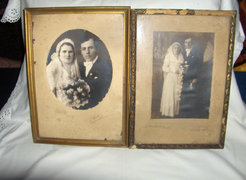 Esküvői fotó  keretben -2 db - 1939-ből /37x26cm/