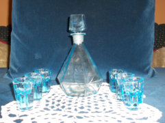 Mutatós régi likőrös készlet vastag üvegből 1+6 db