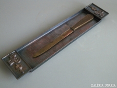 Levélbontó kés eredeti tálcájával, VOLÁN rátéttel