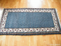 Indiai kézi csomózású gyapjú szőnyeg. 140x70cm