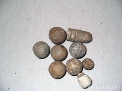 Középkori muskéta golyók