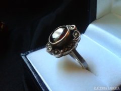 Gránátköves antik ezüst gyűrű,markazitokkal