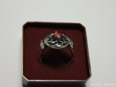 Gyönyörű, antikolt, piros cirkon köves ezüst gyűrű