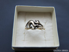 Különleges, antikolt cica formájú ezüst gyűrű