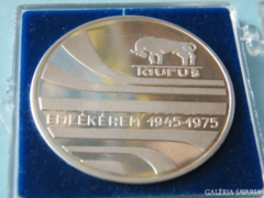 "Taurus Emlékérem 1945-1975 / Alapítva 1882" BU UNC