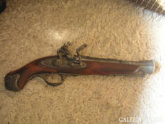 1760-as antik fegyver (eredeti)