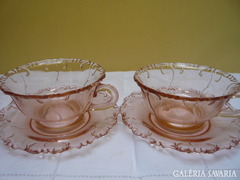 Rózsaszínű üveg teáscsésze + alj (2db)