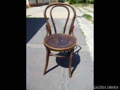 Y920 R1 Hajlított thonet szék
