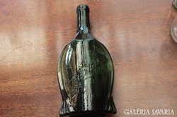 Antik "Hangya" likőrös üveg