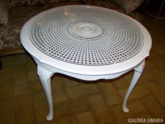 Tört fehér színű chippendale stílusú asztal