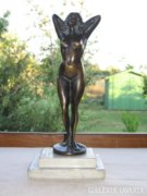 Antik női akt bronzszobor