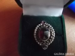 Antik agárfejes ezüst gyűrű gránáttal
