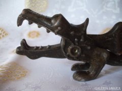 Sárkány diótörő antik darab 