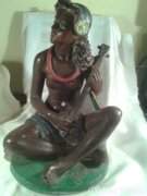 Gondos József nagyméretű Haiti lány szobor