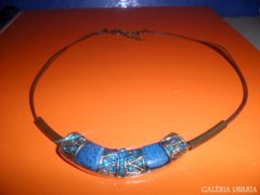 Türkizkék azték stílusú nyakék 