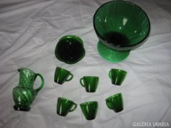 Zöld üveg cucc konyhájába