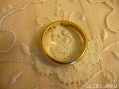 Arany karikagyűrű