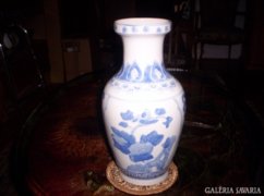 31 x 10 cm keleti porcelán váza, antik
