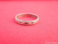 Ezüst (925) metszett karika gyűrű  1,8 g