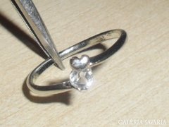 Topáz köves -kis Szív ezüstözött gyűrű