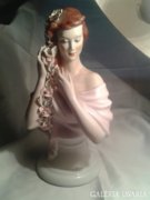 Porcelán női mell szobor