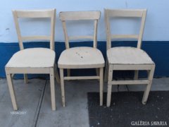 2 + 1 darab régi szék együtt eladó