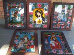 Vallási témájú üvegfestmények