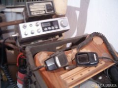 Különleges,régi kapcsoló és CB rádió