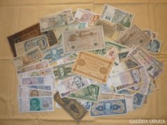 130 db külföldi bankjegy 15 ország kb. 50db UNC