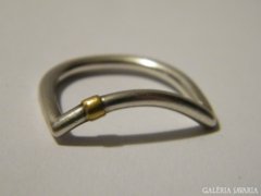 Egyedi tervezésű különleges ezüstgyűrű