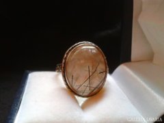 Kézműves ezüst gyűrű turmalin kvarc kővel