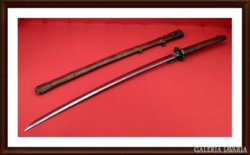 Szamuráj katana (kard) hajtogatott acél pengével