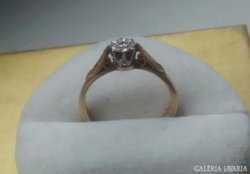 18K-os arany gyűrű apró gyémánttal, 2,5g, olcsón!
