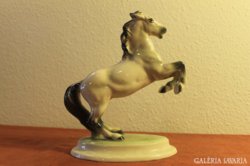 Keramos Wien kerámia - Ágaskodó ló