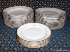 Kahla tányérok - 11 lapos, 12 mély és 6 kis tányér