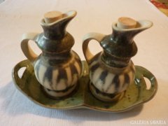 Ecet és olaj-kiöntők tálkával,szentendrei keramikustól (41)