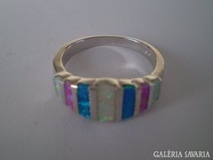 Színes csillogó opál köves gyűrű