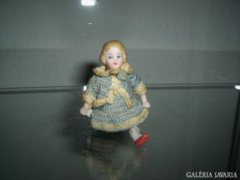 Miniatűr antik porcelán baba