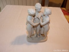 Három Grácia - porcelán szobor a múlt század elejéről