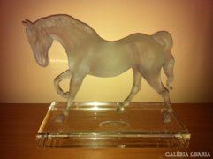 Ajkai Kristály ló mustang lovas üveg szobor