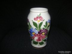 Kispesti  szép porcelán  váza